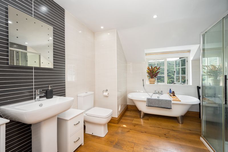 Bathroom- click for photo gallery